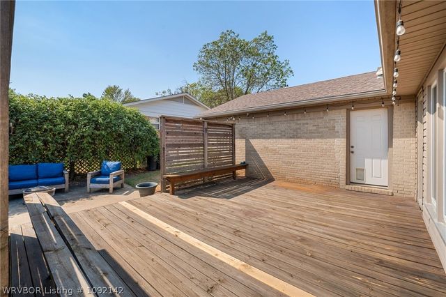 2009 S 65th Street, Fort Smith, AR 72903