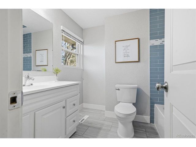 1148 W Hinsdale Dr, Littleton, CO 80120