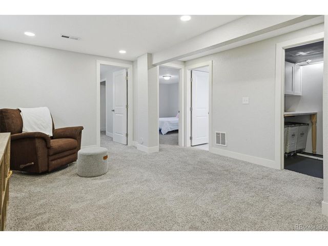 1148 W Hinsdale Dr, Littleton, CO 80120