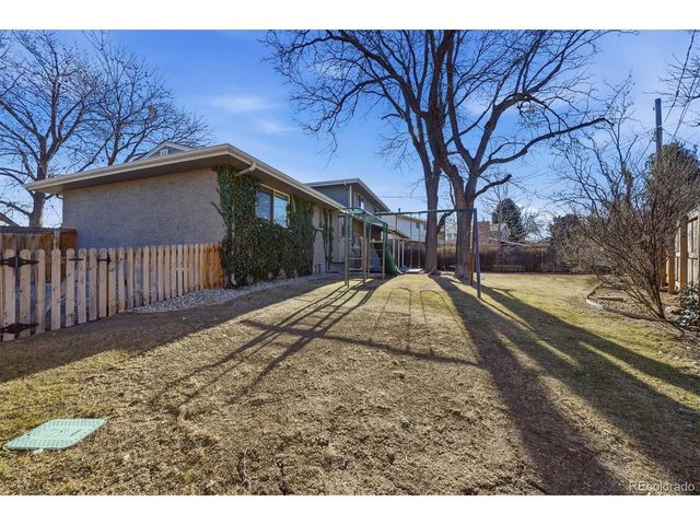 1148 W Hinsdale Dr, Littleton, CO 80120