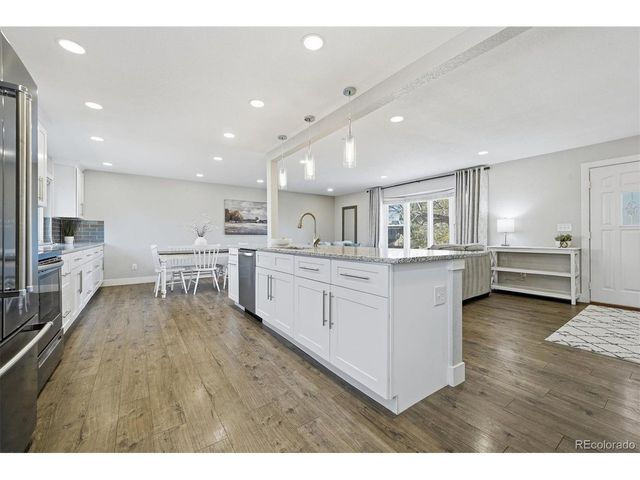 1148 W Hinsdale Dr, Littleton, CO 80120