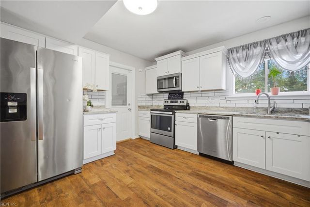 209 Culotta DR, Hampton, VA 23666