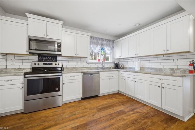 209 Culotta DR, Hampton, VA 23666