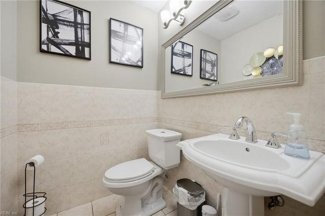 209 Culotta DR, Hampton, VA 23666