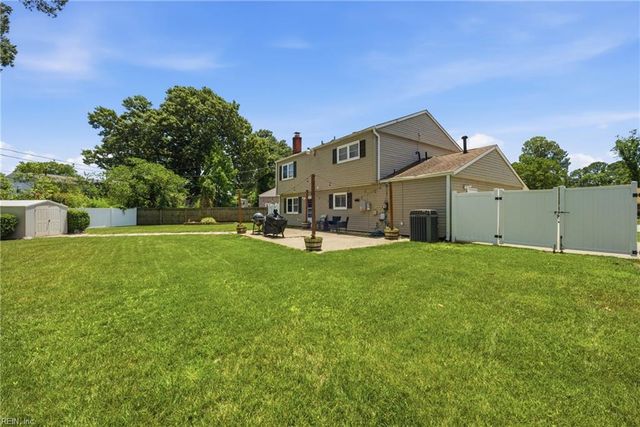 209 Culotta DR, Hampton, VA 23666