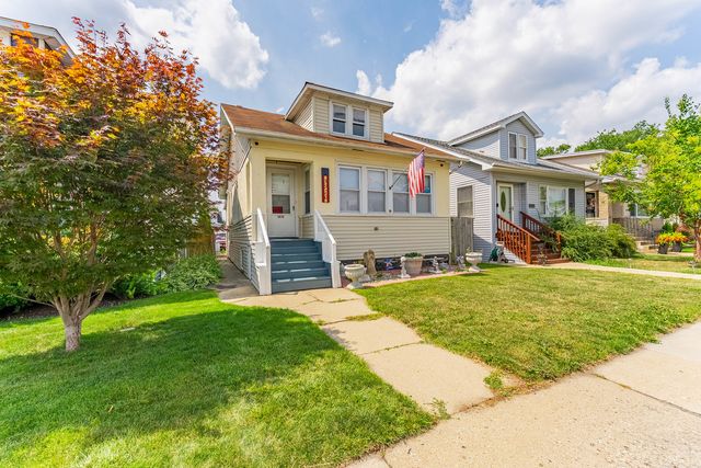 5910 N Elston Avenue, Chicago, IL 60646