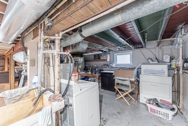 5910 N Elston Avenue, Chicago, IL 60646