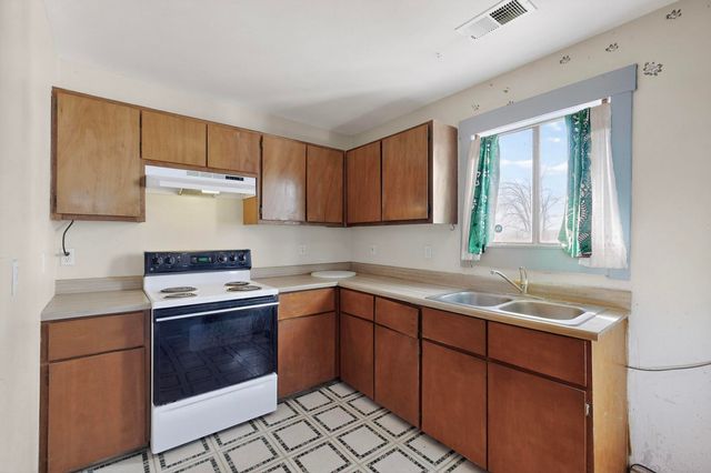 3 California Court, Moriarty, NM 87035