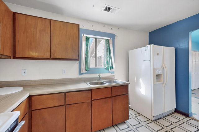 3 California Court, Moriarty, NM 87035