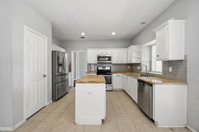 12815 Laleu Lane, Houston, TX 77071