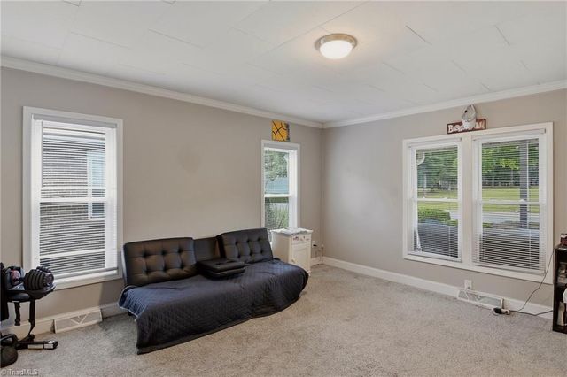 812 S Salisbury Street, Mocksville, NC 27028