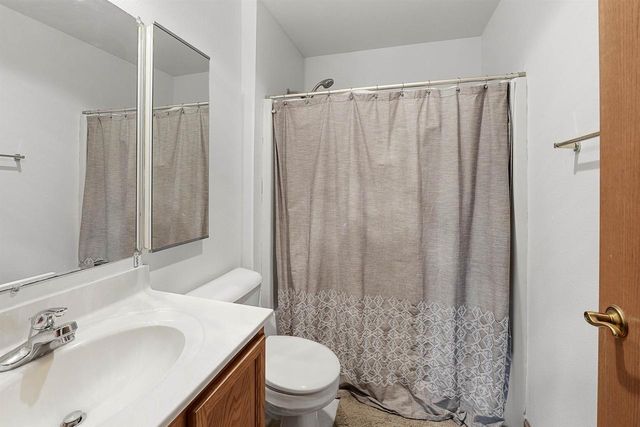 465 MARY LEE DRIVE, Fond Du Lac, WI 54935