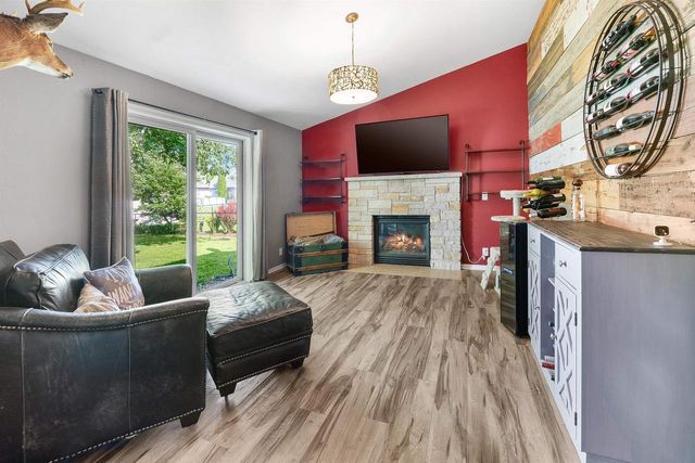 465 MARY LEE DRIVE, Fond Du Lac, WI 54935