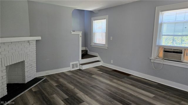10017 Sandusky Avenue, Cleveland, OH 44105