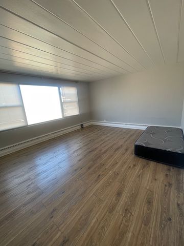 2245 W Farwell Avenue 3B, Chicago, IL 60645