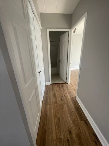 2245 W Farwell Avenue 3B, Chicago, IL 60645