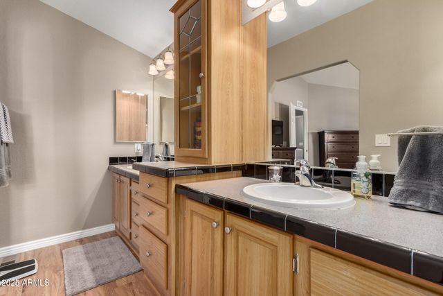 804 E TEE Street, San Tan Valley, AZ 85140