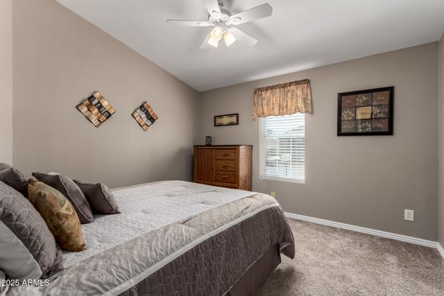 804 E TEE Street, San Tan Valley, AZ 85140