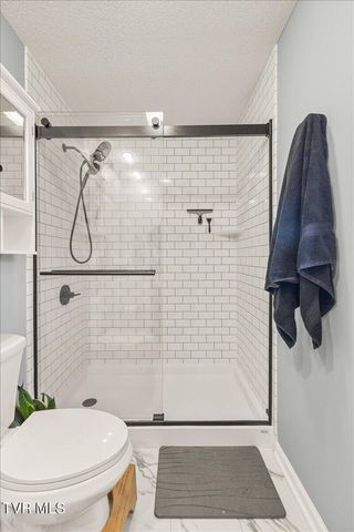 1326 Meadow Creek Lane, Jonesborough, TN 37659