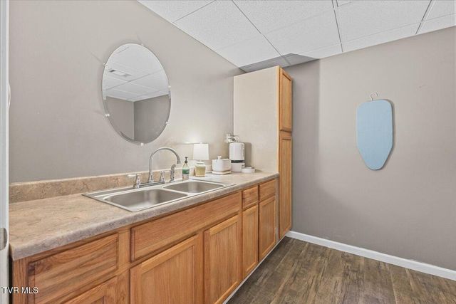 1326 Meadow Creek Lane, Jonesborough, TN 37659