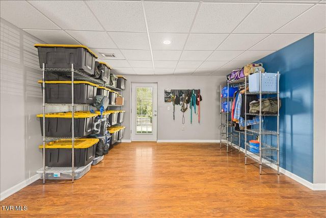 1326 Meadow Creek Lane, Jonesborough, TN 37659