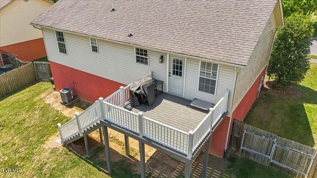 1326 Meadow Creek Lane, Jonesborough, TN 37659