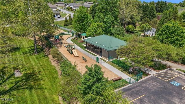 1326 Meadow Creek Lane, Jonesborough, TN 37659