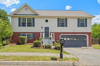 1326 Meadow Creek Lane, Jonesborough, TN 37659