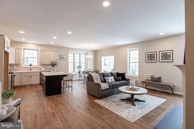 602 GREENBRIAR PATH, Cochranville, PA 19330