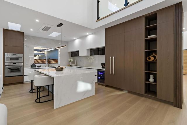 1040 W Riverside Way, San Jose, CA 95129