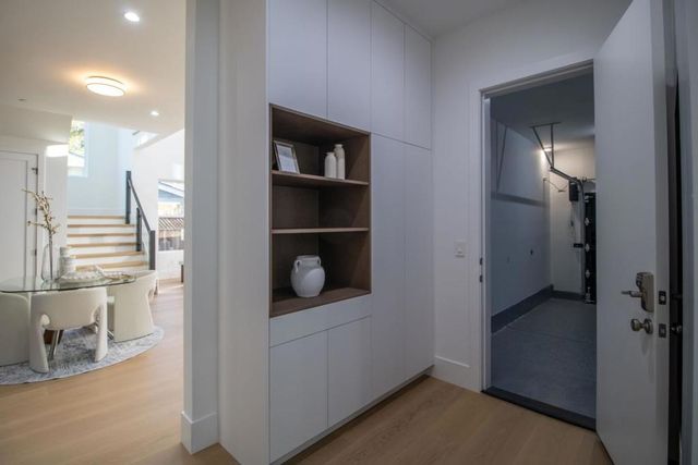 1040 W Riverside Way, San Jose, CA 95129