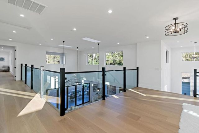 1040 W Riverside Way, San Jose, CA 95129