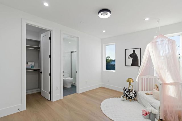 1040 W Riverside Way, San Jose, CA 95129