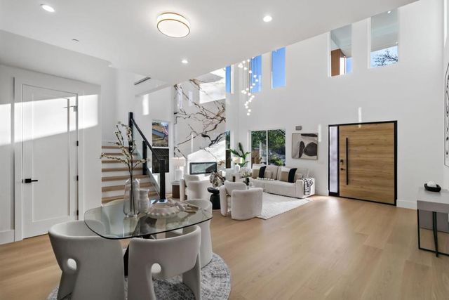 1040 W Riverside Way, San Jose, CA 95129