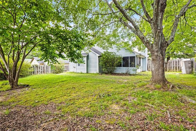 1241 Larkwood Drive, Jonesboro, GA 30238