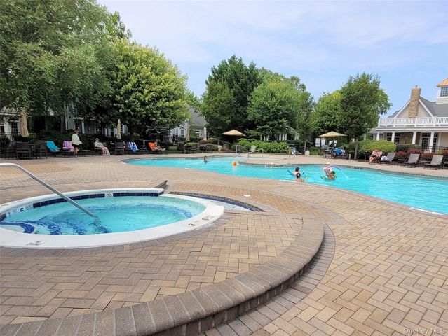 20 Sonata Court, Lake Grove, NY 11755