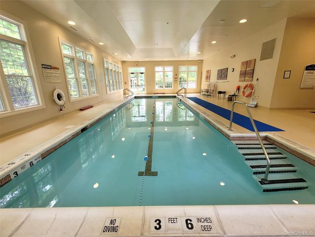 20 Sonata Court, Lake Grove, NY 11755