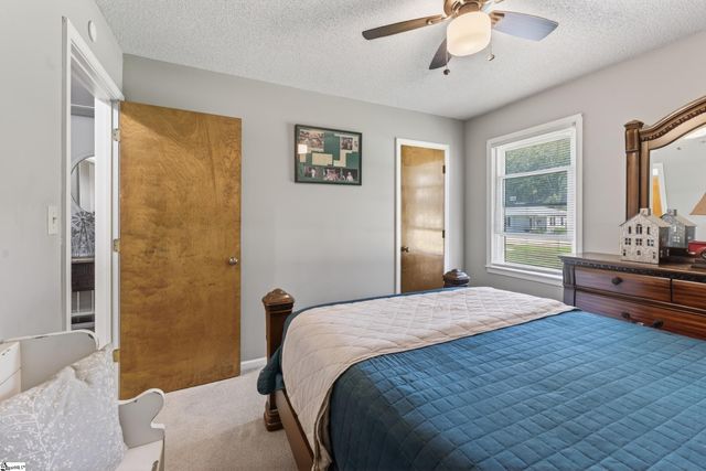 135 W Church Street, Cowpens, SC 29330