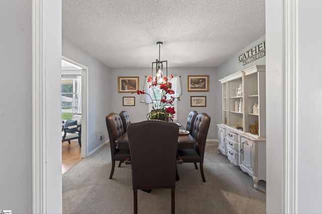 135 W Church Street, Cowpens, SC 29330