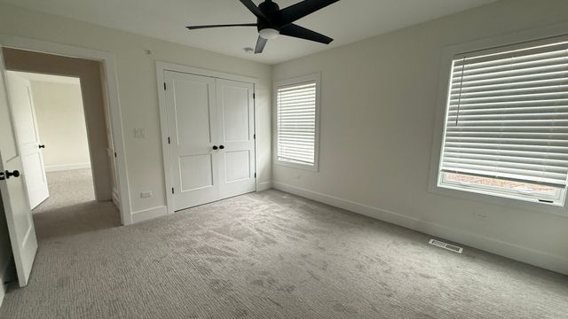 417 W Pierce Road, Itasca, IL 60143