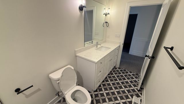 417 W Pierce Road, Itasca, IL 60143