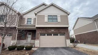 417 W Pierce Road, Itasca, IL 60143