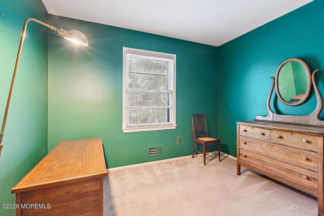 18 Rachele Court, Matawan, NJ 07747