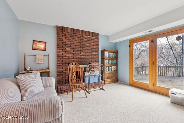 18 Rachele Court, Matawan, NJ 07747