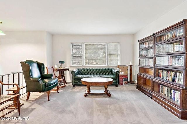 18 Rachele Court, Matawan, NJ 07747