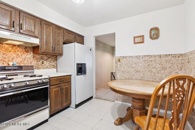 18 Rachele Court, Matawan, NJ 07747