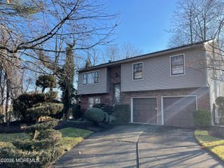 18 Rachele Court, Matawan, NJ 07747
