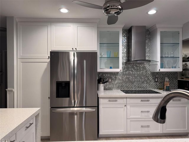 2160 NE 44th Court, Lighthouse Point, FL 33064