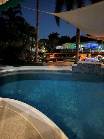 2160 NE 44th Court, Lighthouse Point, FL 33064