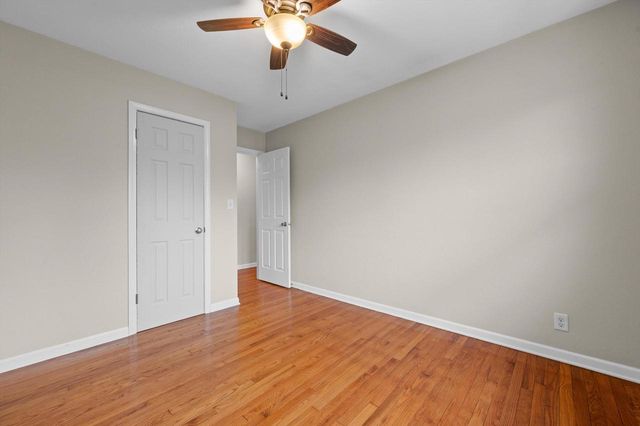 W126N7009 Highland DRIVE, Menomonee Falls, WI 53051